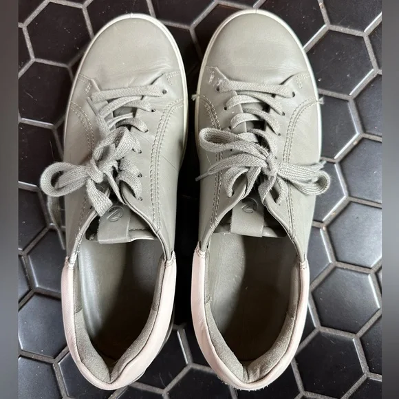 Sage Green Ecco Leather Sneakers - Picture 3 of 4